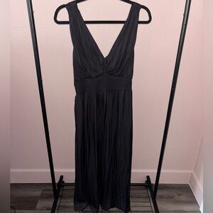 NWOT Old Navy Silky Black Sleeveless Date Night Out Wedding Guest Beach Dress